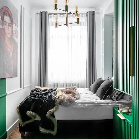 Apartament House'27