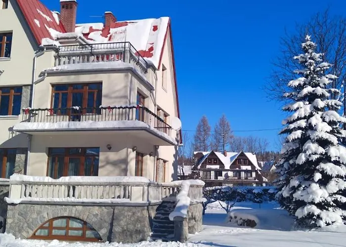 Appartement House'27 *